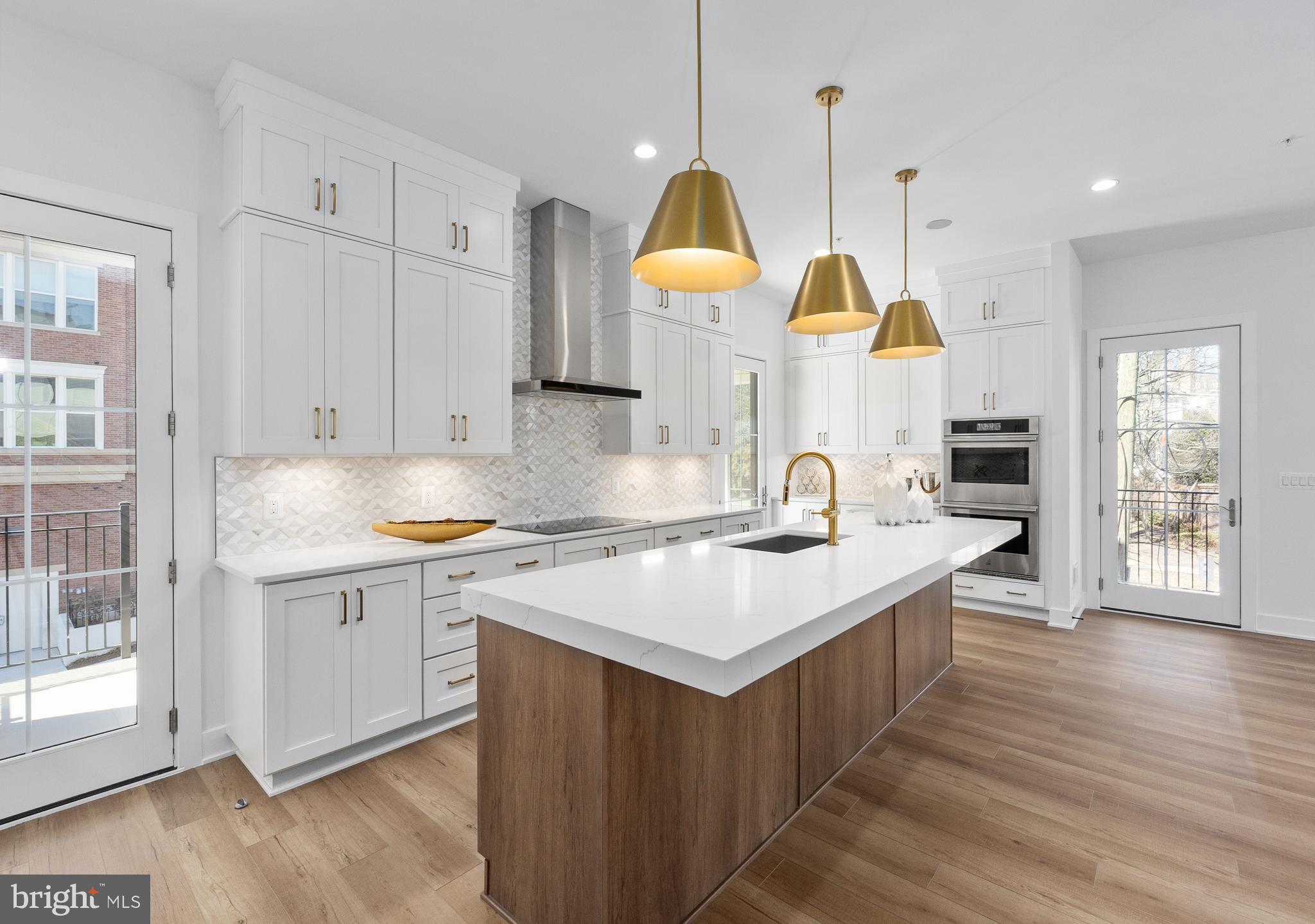 8601 Erdem Place Chevy Chase, MD 20815 - Photo 2 of 9