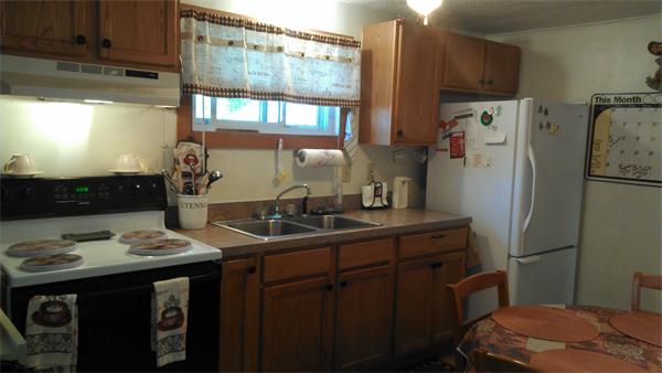 35 Goldenrod Street Springfield, MA 01109 - Photo 3 of 8 Gallery Image 3