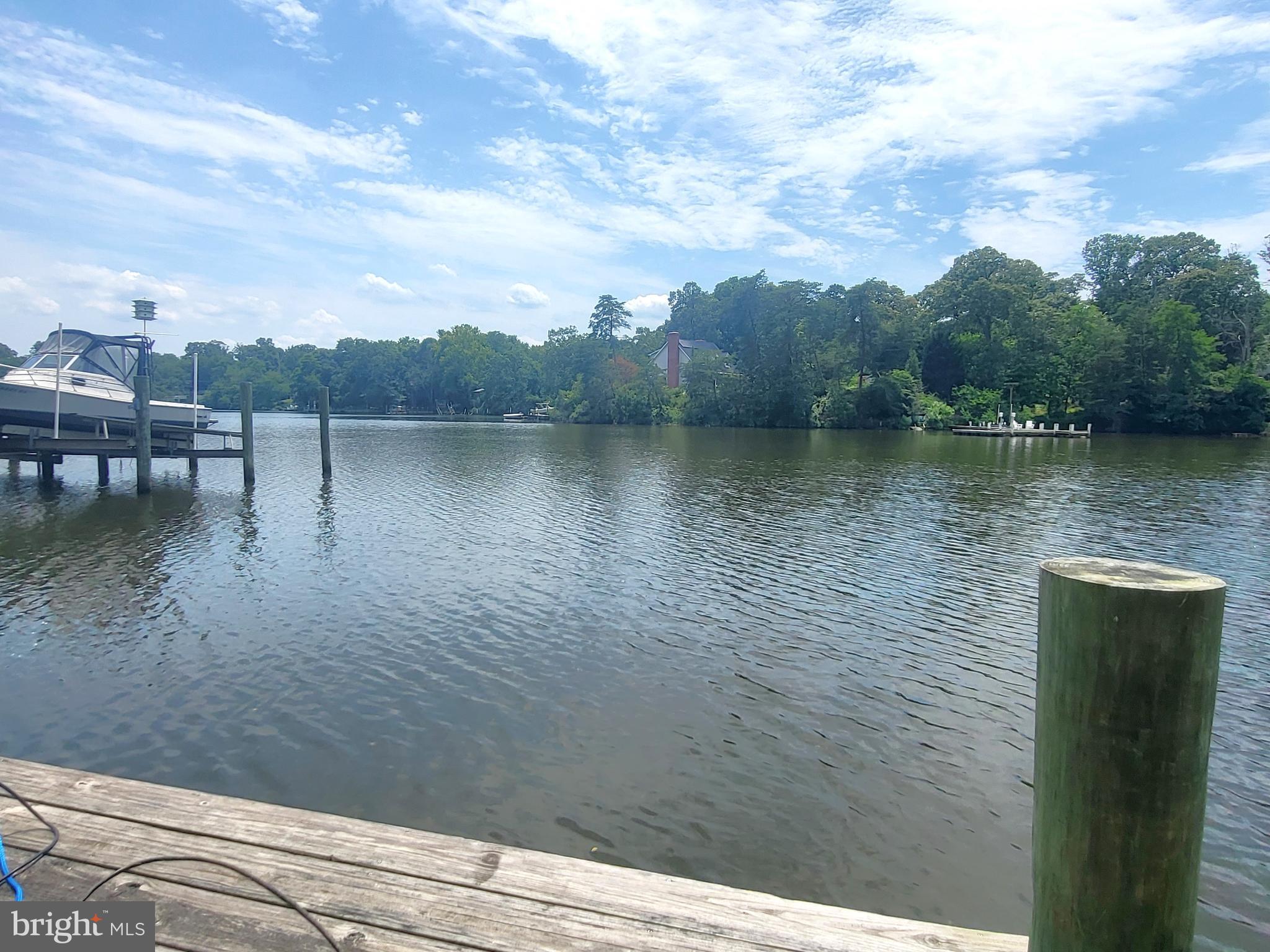 328 Oakdale Road Pasadena, MD 21122 - Photo 4 of 5 10k lb electric boat lift & party plaltform!