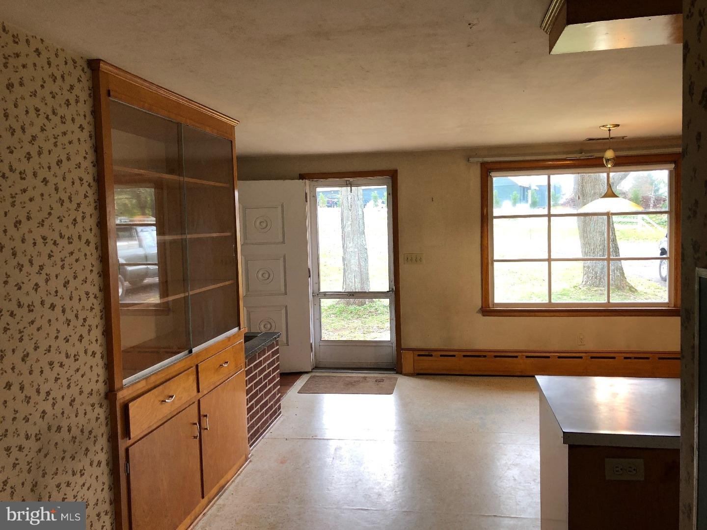 597 Bergey Road Telford, PA 18969 - Photo 6 of 16 Gallery Image 6