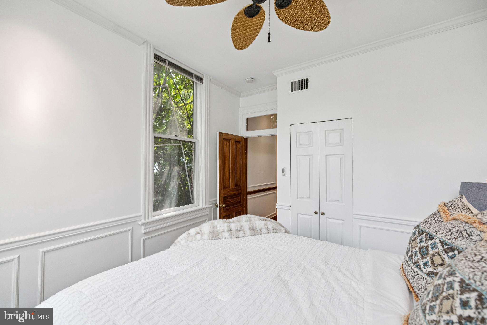 1827 Phelps Place Northwest Washington, DC 20008 - Photo 25 of 38