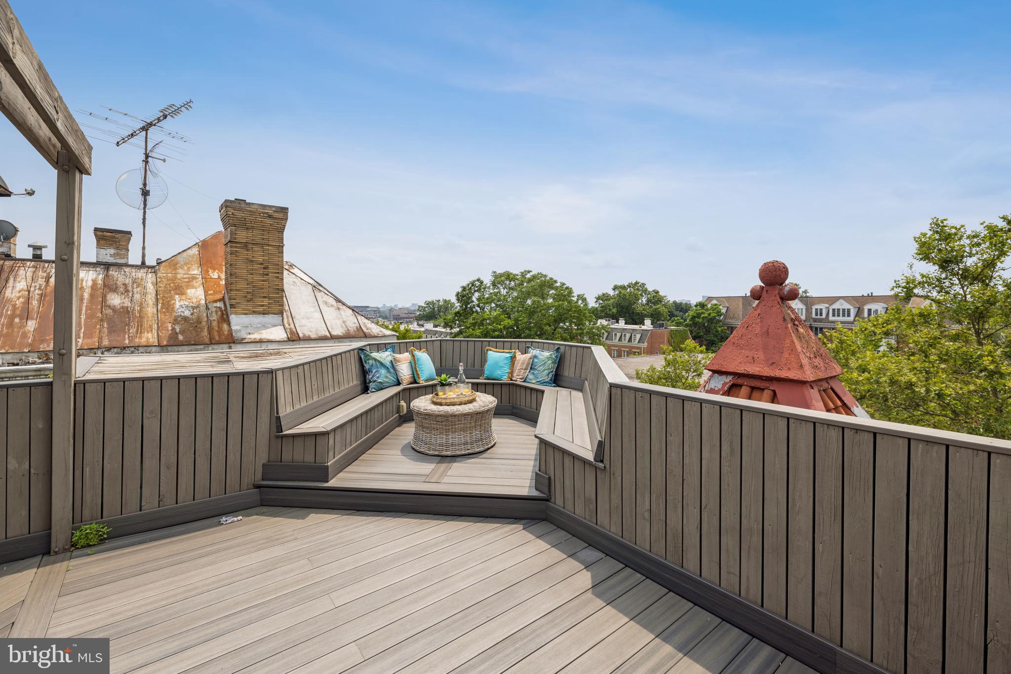 1827 Phelps Place Northwest Washington, DC 20008 - Photo 35 of 38