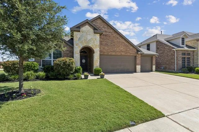 $399,500 | 292 Jefferson Lane, Fate, TX 75189