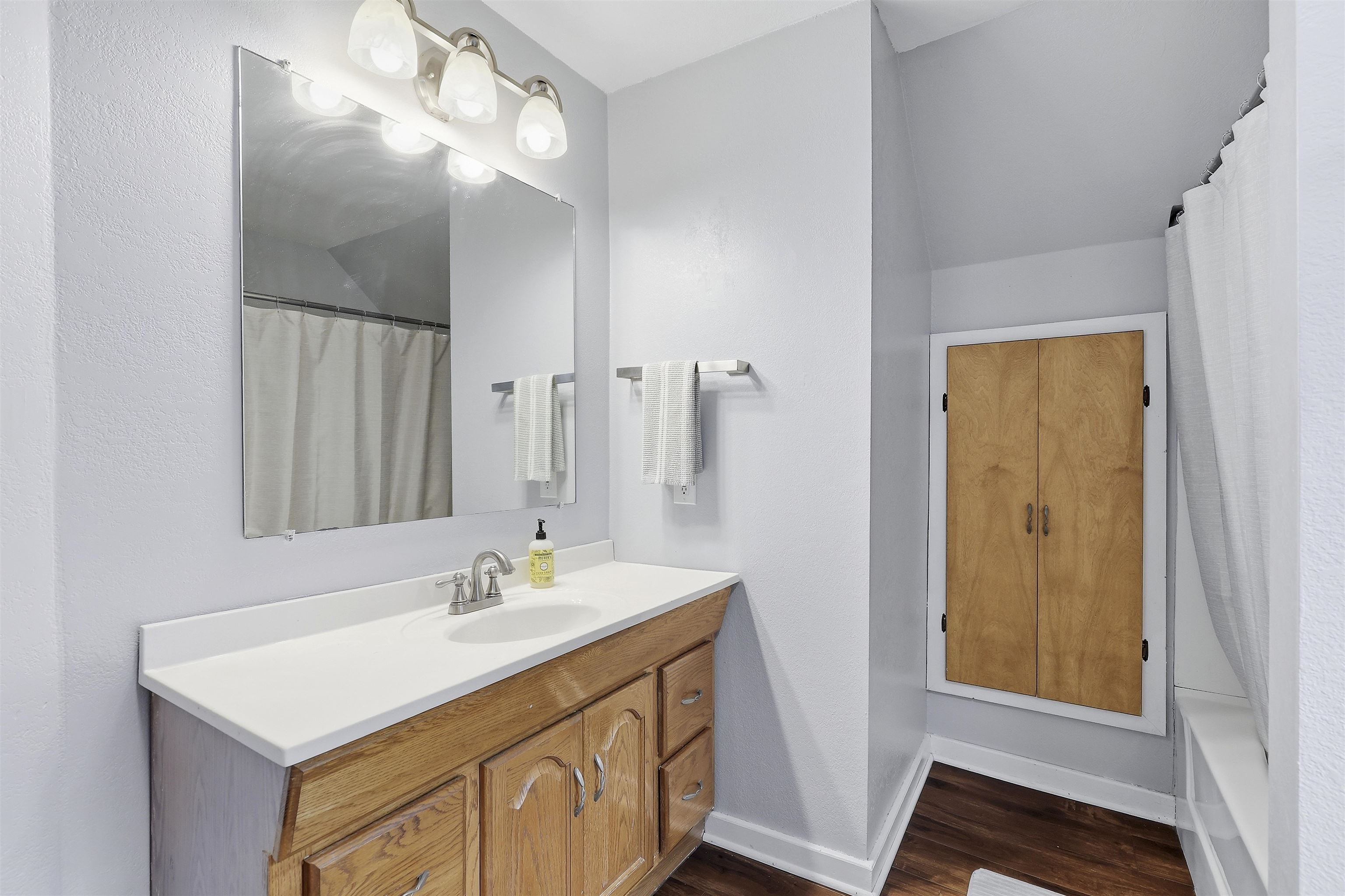 424 3rd Street Neenah, WI 54956 - Photo 22 of 36