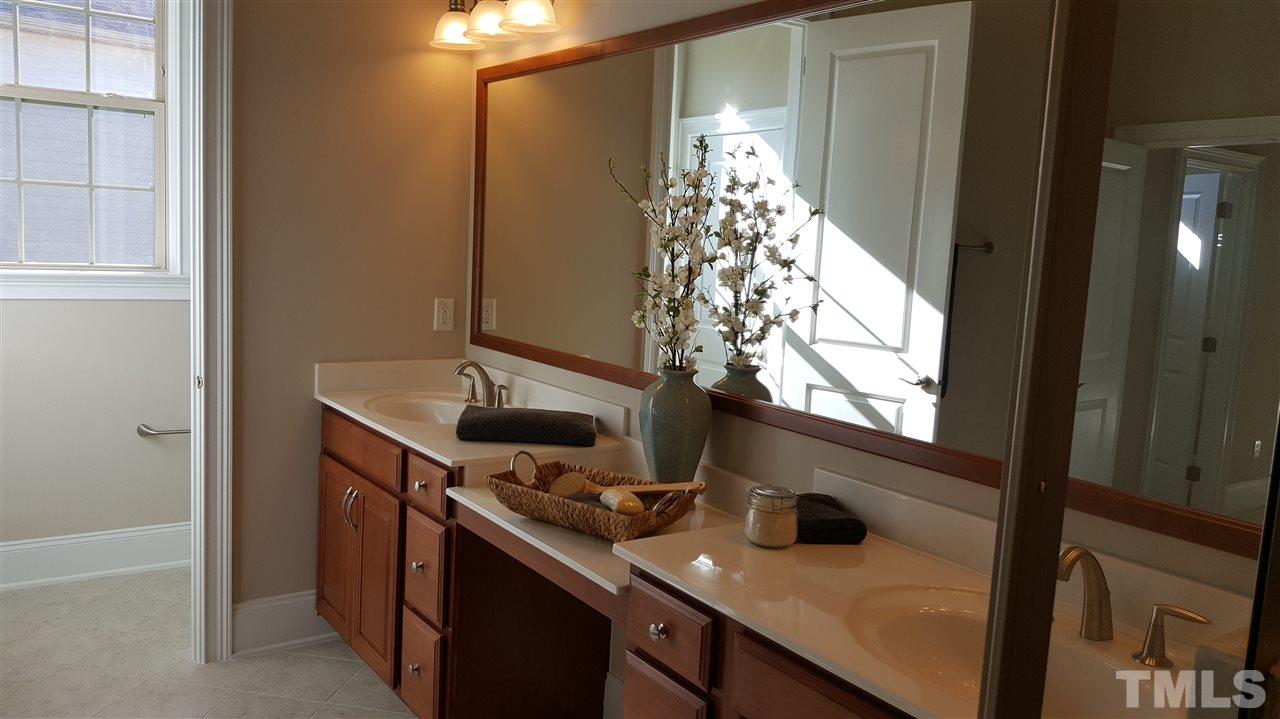 2522 Beckwith Road Apex, NC 27523 - Photo 13 of 25 Gallery Image 13