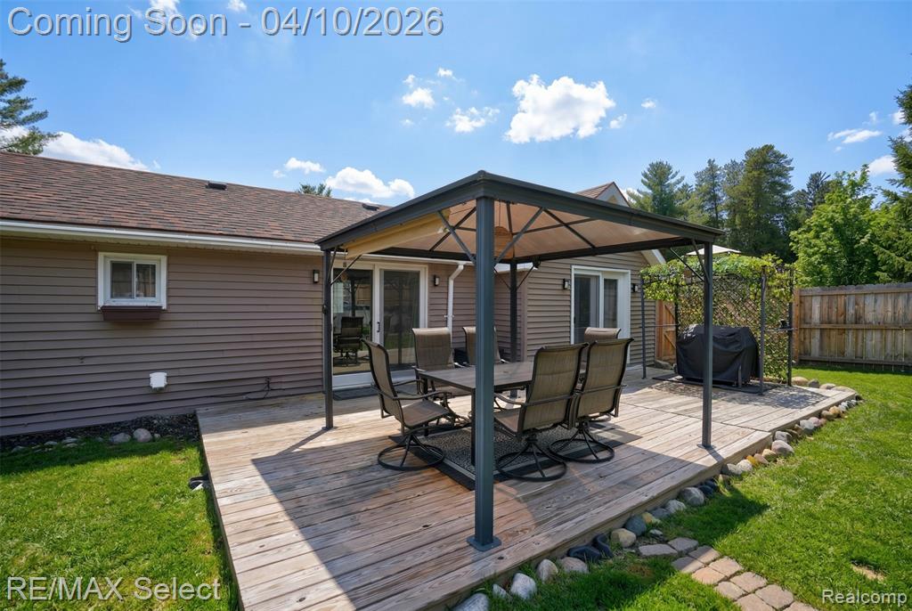 1652 Higgins Road St. Helen, MI 48656 - Photo 8 of 47