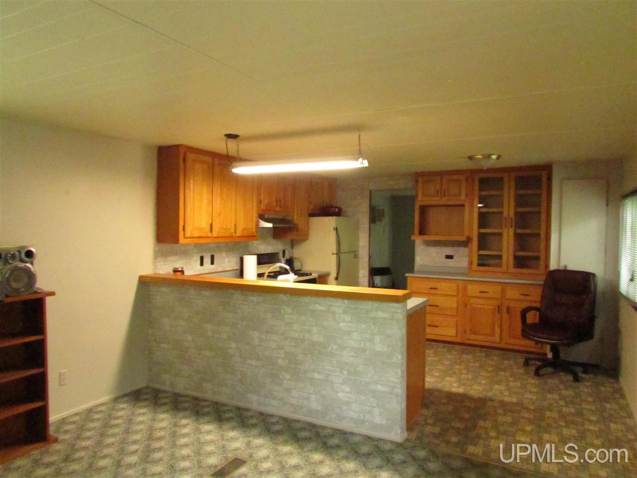 E6892 Crossover Road Munising, MI 49862 - Photo 9 of 31