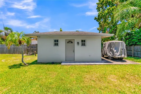 $985,000 | 12805 Southwest 193rd Terrace, Miami, FL 33177