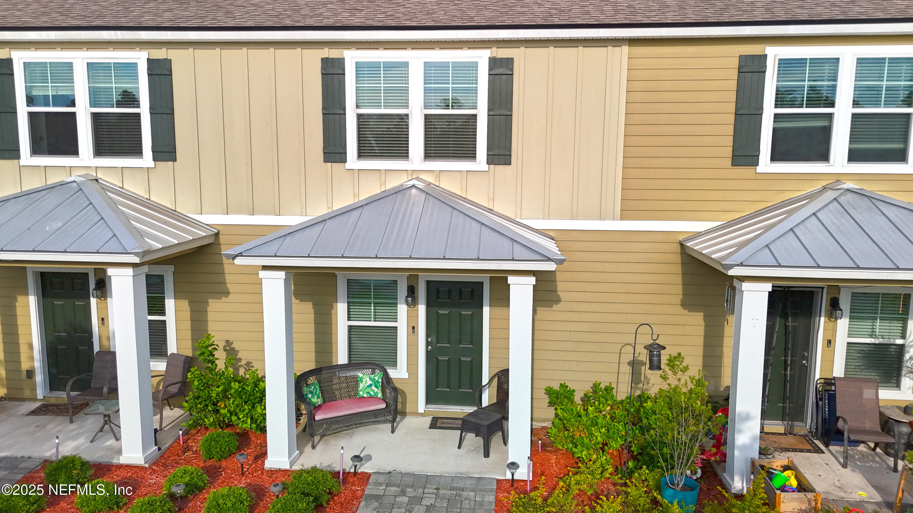 86752 Mainline Road Yulee, FL 32097 - Photo 2 of 11 front close up