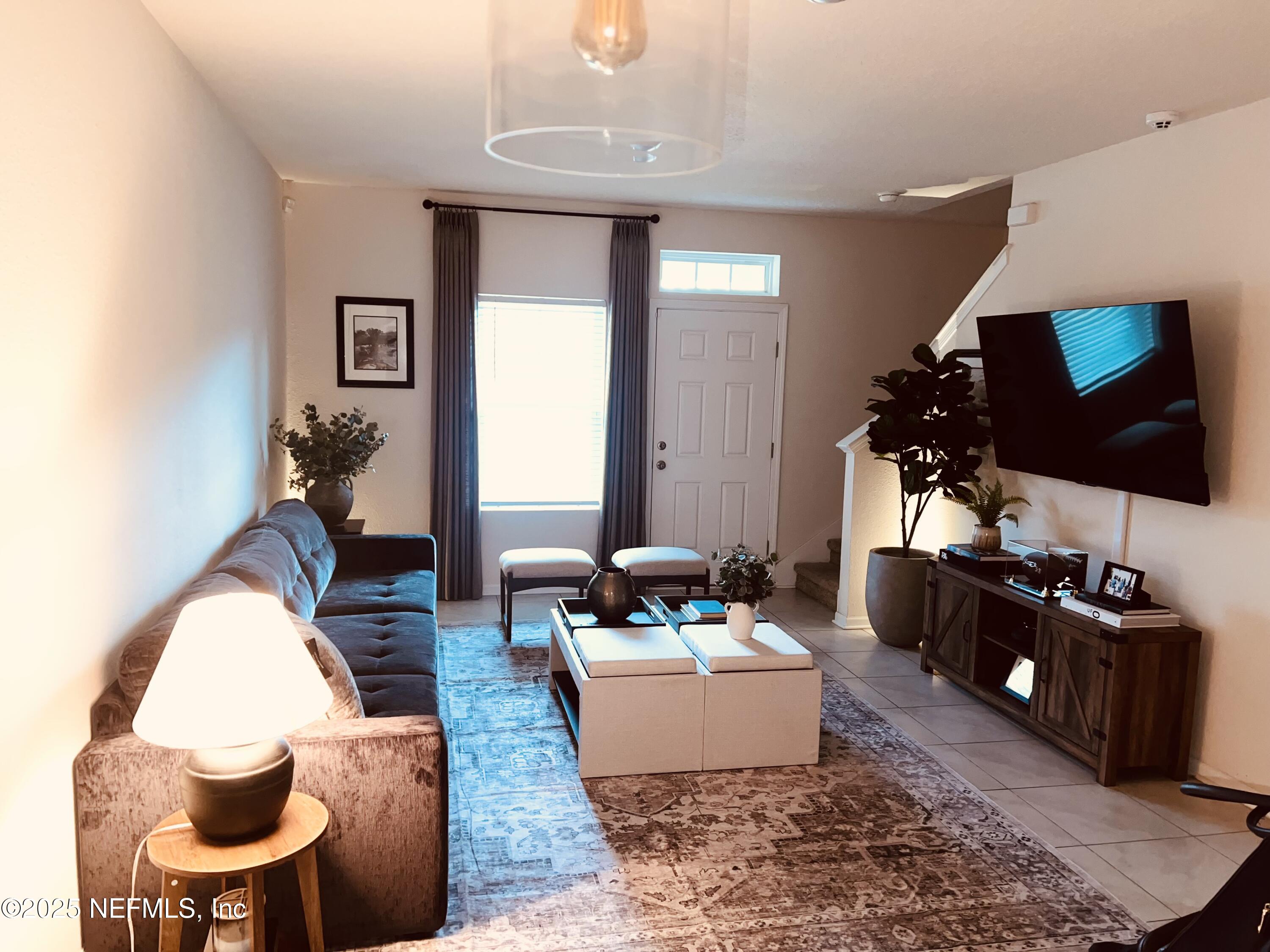 86752 Mainline Road Yulee, FL 32097 - Photo 3 of 11 Living Room