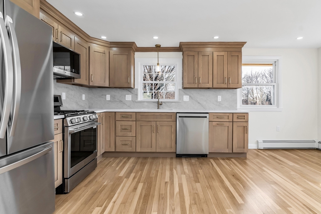 5 Lafayette Avenue Lawrence, MA 01843 - Photo 11 of 39