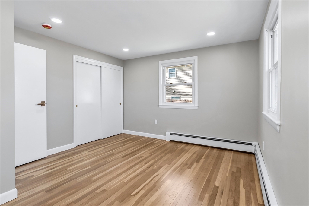 5 Lafayette Avenue Lawrence, MA 01843 - Photo 26 of 39
