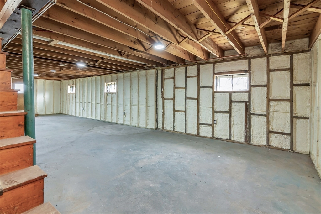 5 Lafayette Avenue Lawrence, MA 01843 - Photo 30 of 39
