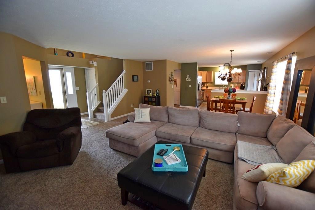 5639 Decatur Ridge Drive Indianapolis, IN 46221 - Photo 7 of 31