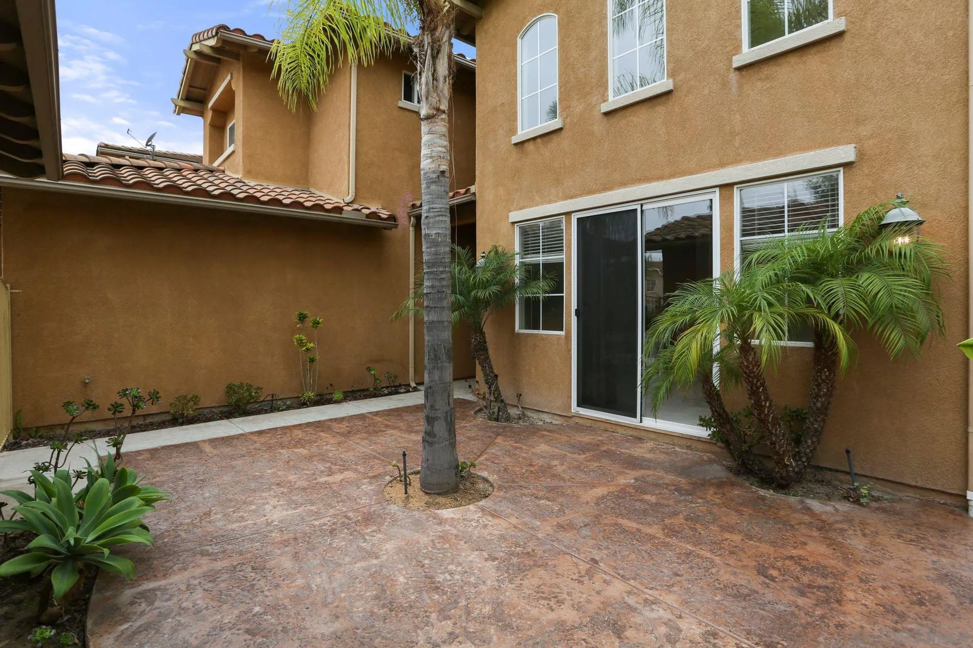 1937 Lagrange Road Chula Vista, CA 91913 - Photo 5 of 33 Gallery Image 5
