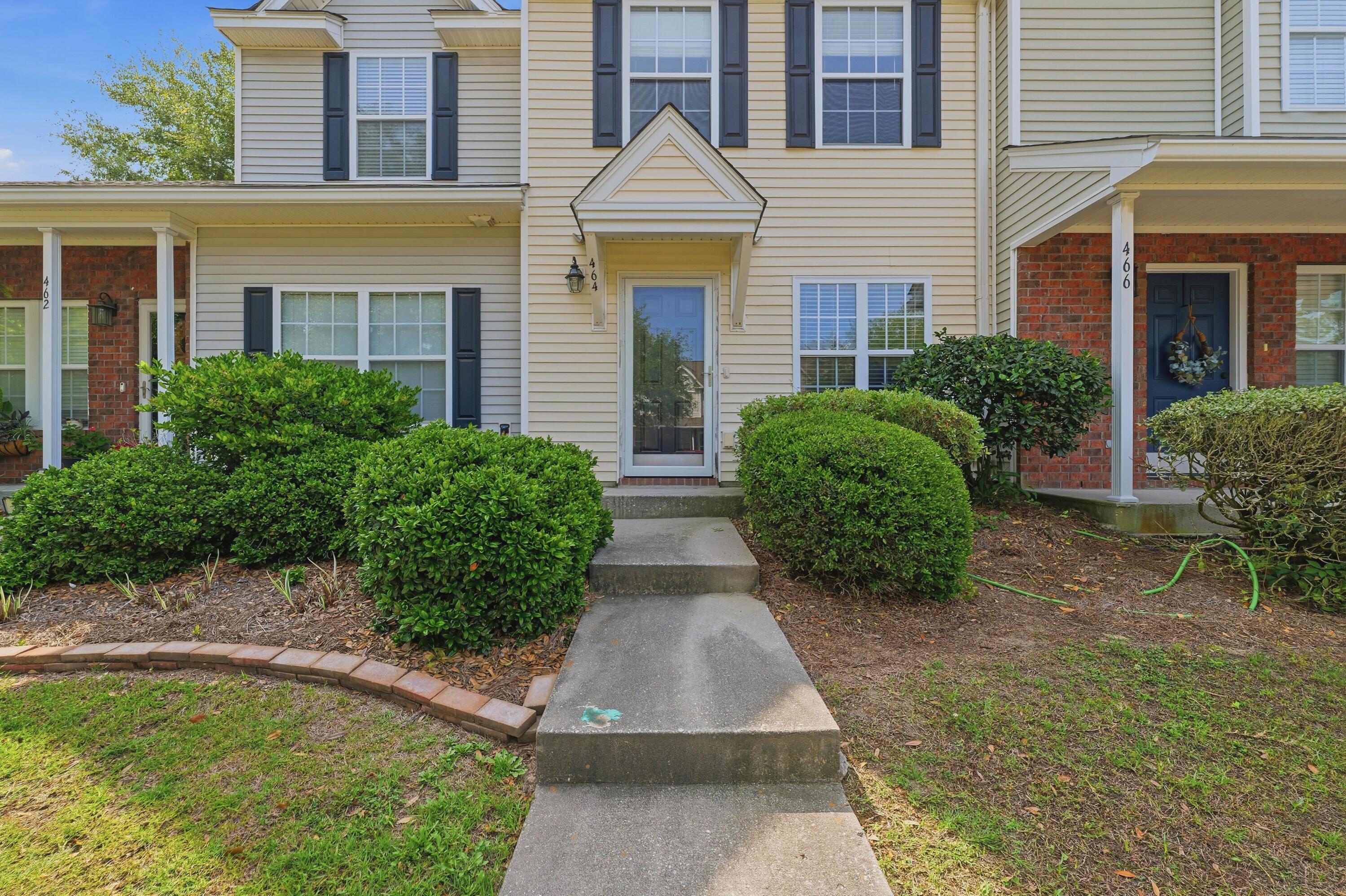 464 Doane Way Wando, SC 29492 - Photo 4 of 29 012_P1021704