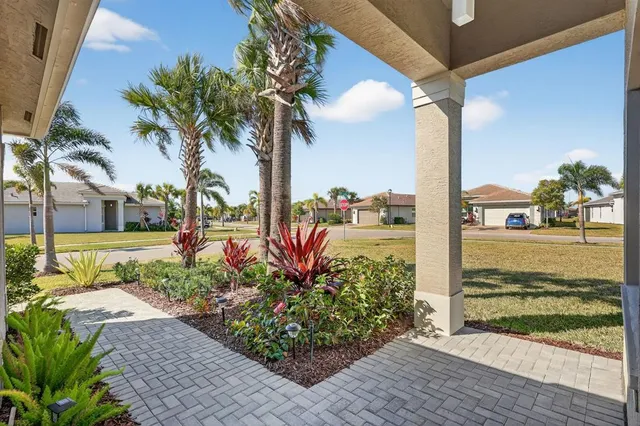 $529,900 | 11905 Southwest Seaway Street, Port St. Lucie, FL 34987