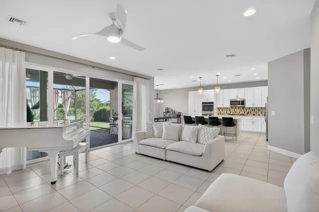 $529,900 | 11905 Southwest Seaway Street, Port St. Lucie, FL 34987