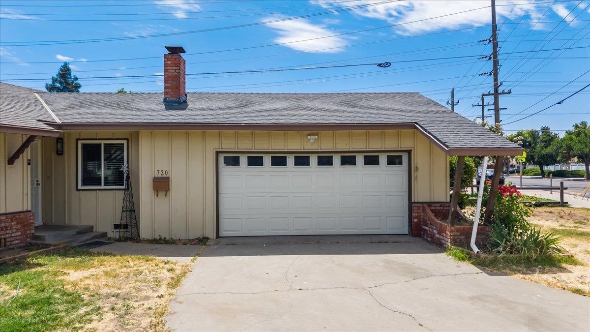 720 Woodrow Avenue Modesto, CA 95350 - Photo 4 of 49
