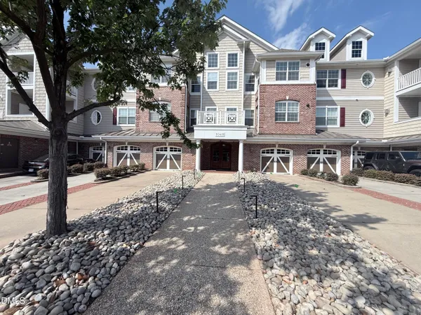 $2,320 | 10411 Rosegate Court, Unit 3, Raleigh, NC 27617