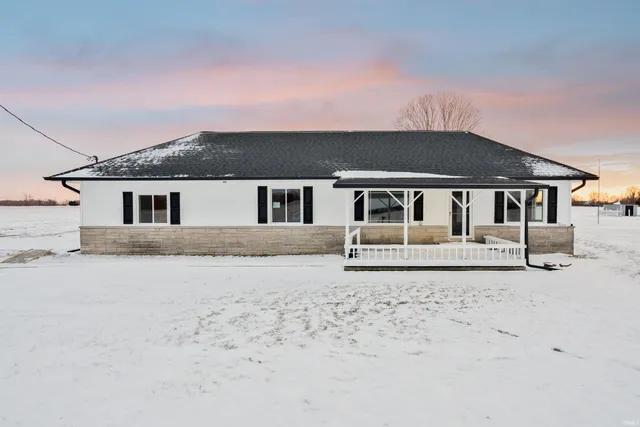 $329,900 | 133 East 700 North, Sharpsville, IN 46068