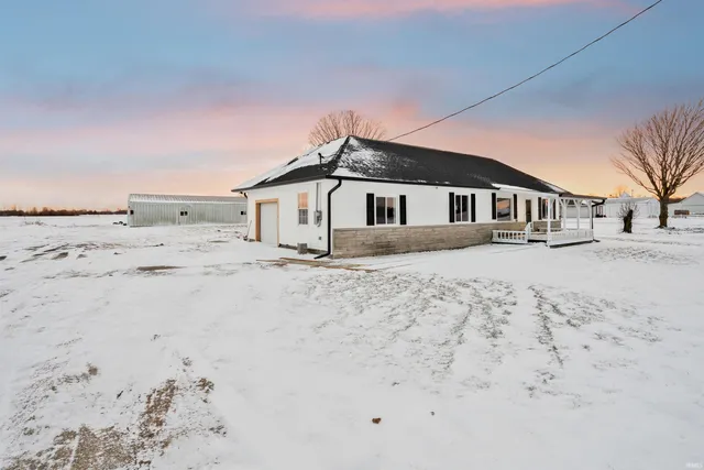$329,900 | 133 East 700 North, Sharpsville, IN 46068