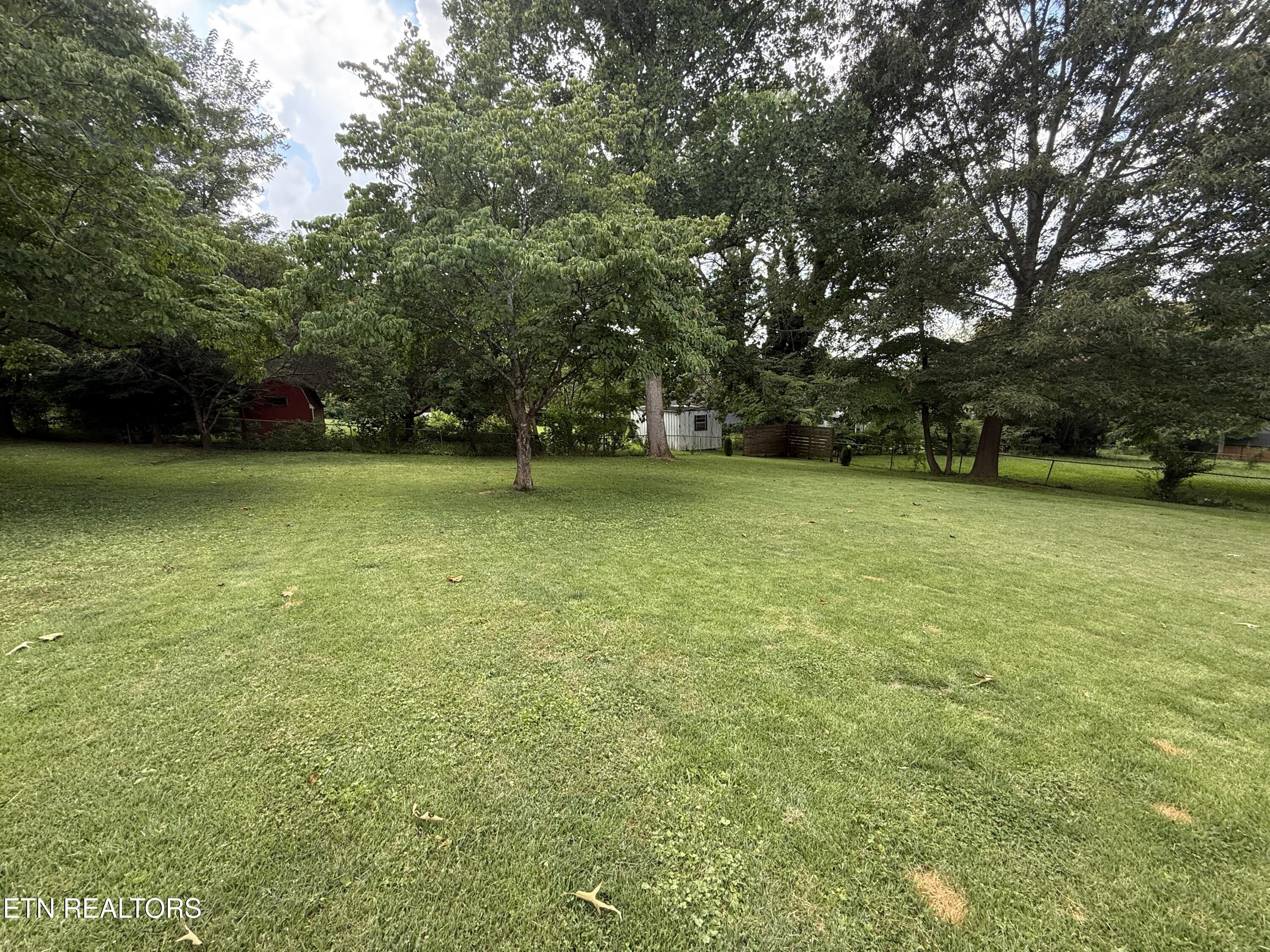 4309 Glasgow Road Knoxville, TN 37918 - Photo 2 of 3 IMG_8433