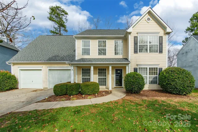 $390,000 | 11318 Glenstone Court, Charlotte, NC 28269