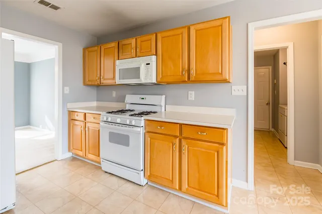 $390,000 | 11318 Glenstone Court, Charlotte, NC 28269