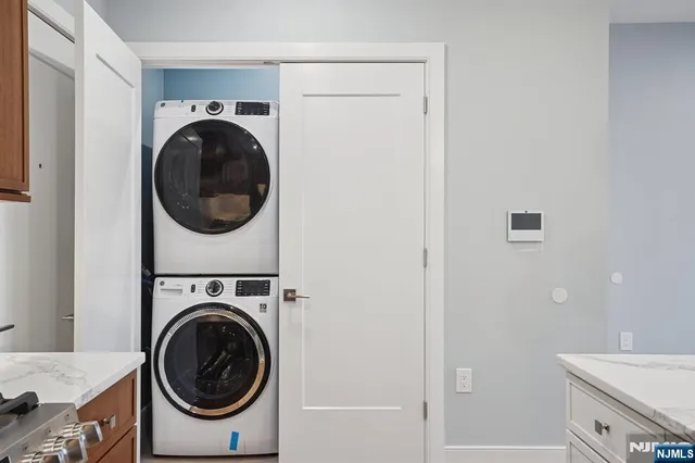 $2,300 | 108 Montgomery Street, Bloomfield, NJ 07003