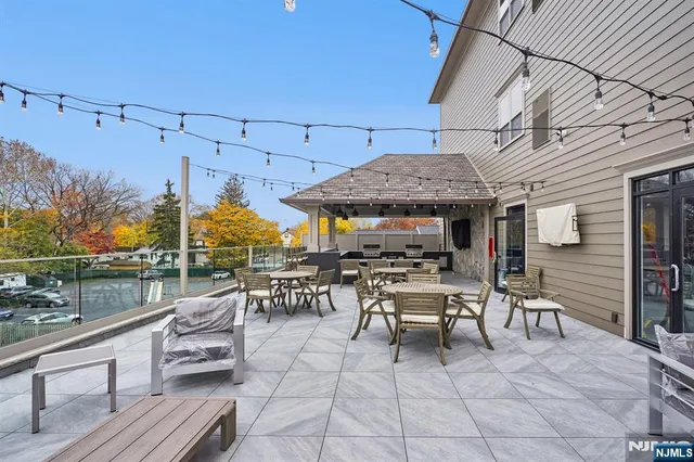 $2,300 | 108 Montgomery Street, Bloomfield, NJ 07003