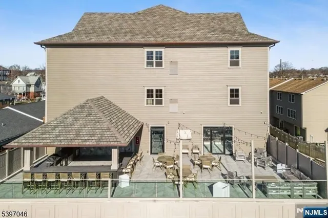 $2,300 | 108 Montgomery Street, Bloomfield, NJ 07003