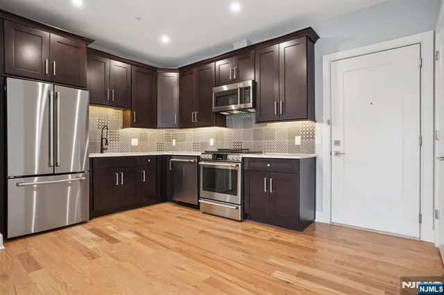 $2,300 | 108 Montgomery Street, Bloomfield, NJ 07003