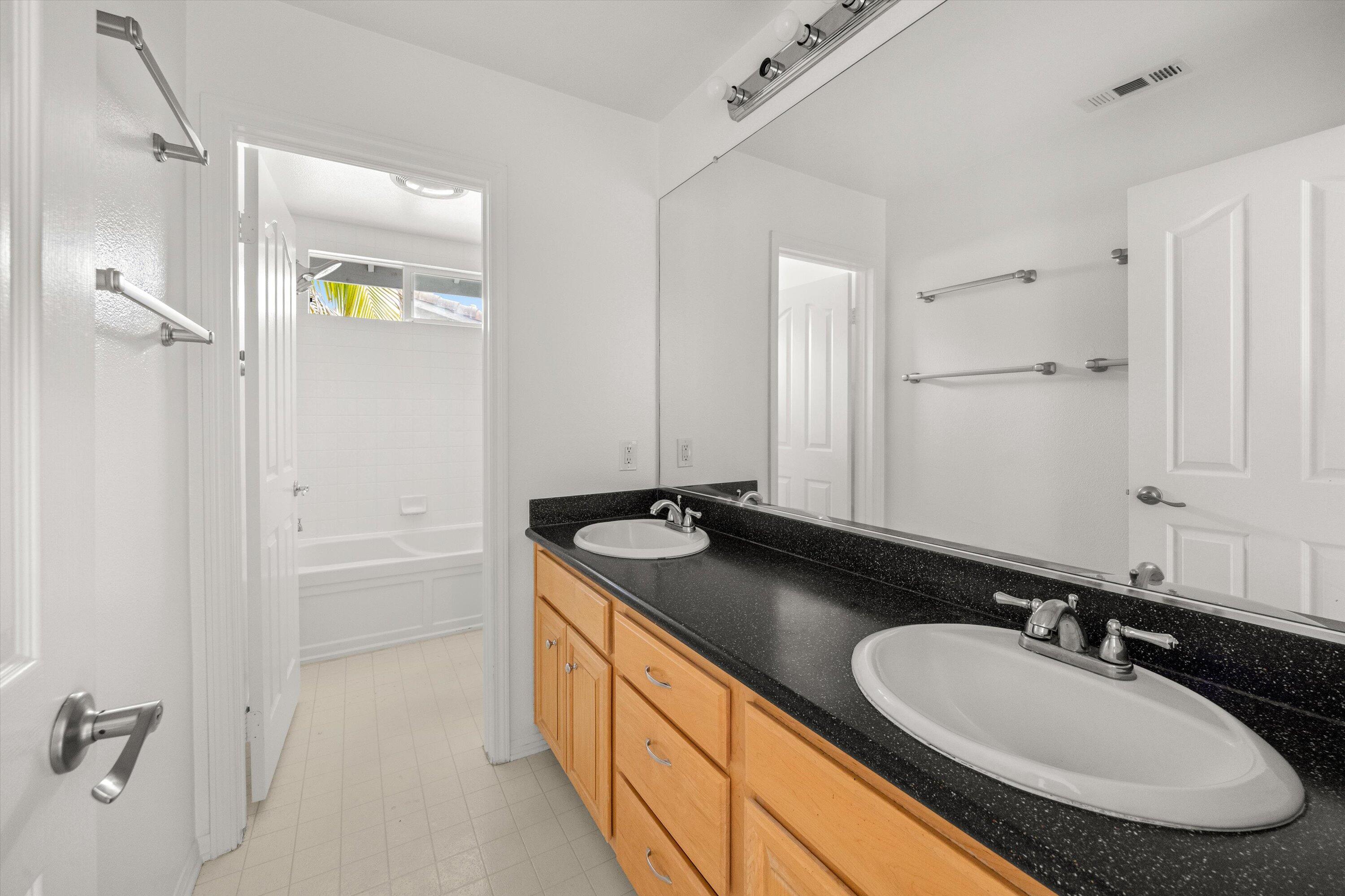458 Greenleaf Court Goleta, CA 93117 - Photo 15 of 34 16-7L5A1155