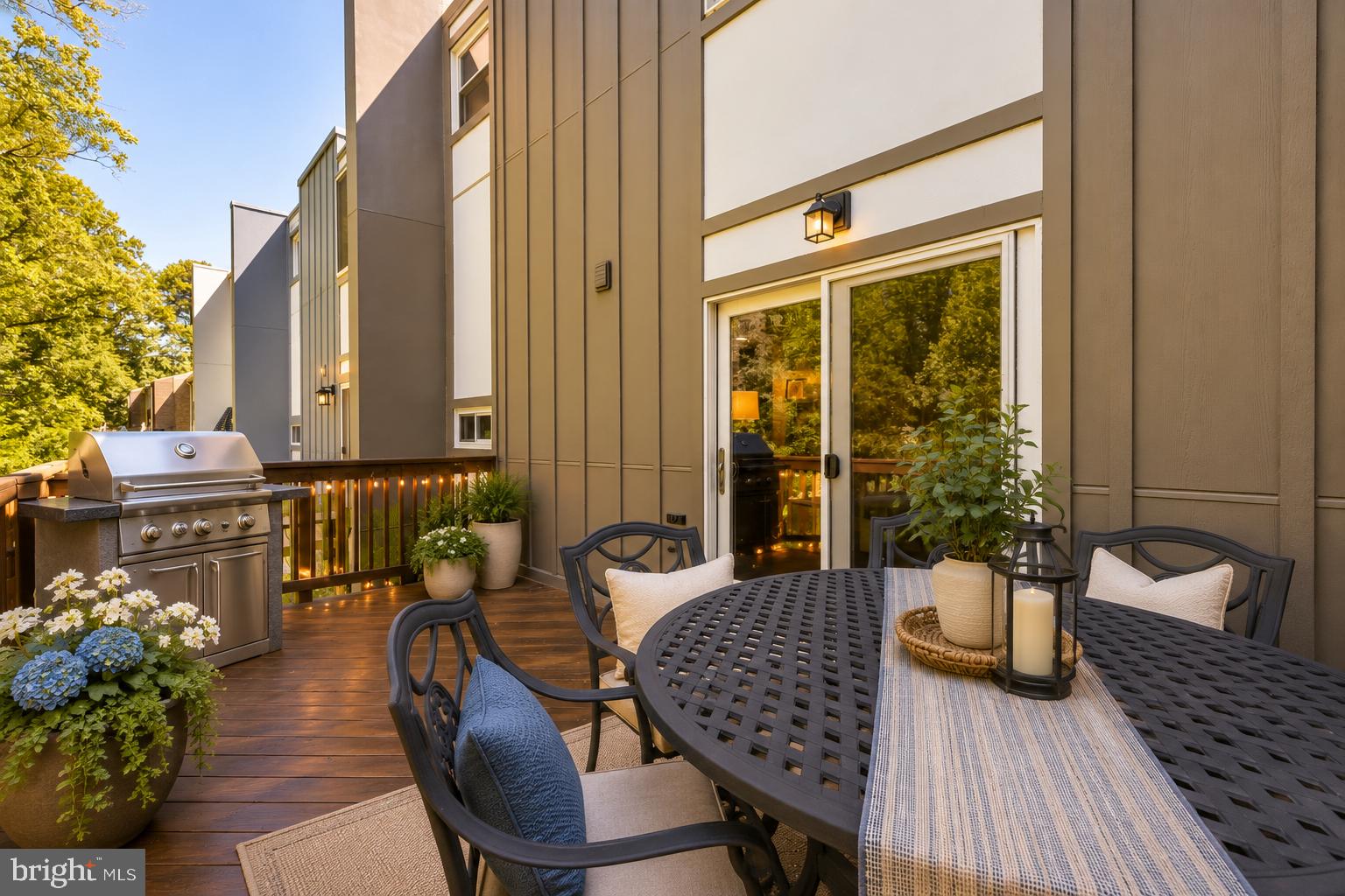 11170 Forest Edge Drive Reston, VA 20190 - Photo 32 of 39 VIRTUALLY STAGED Deck