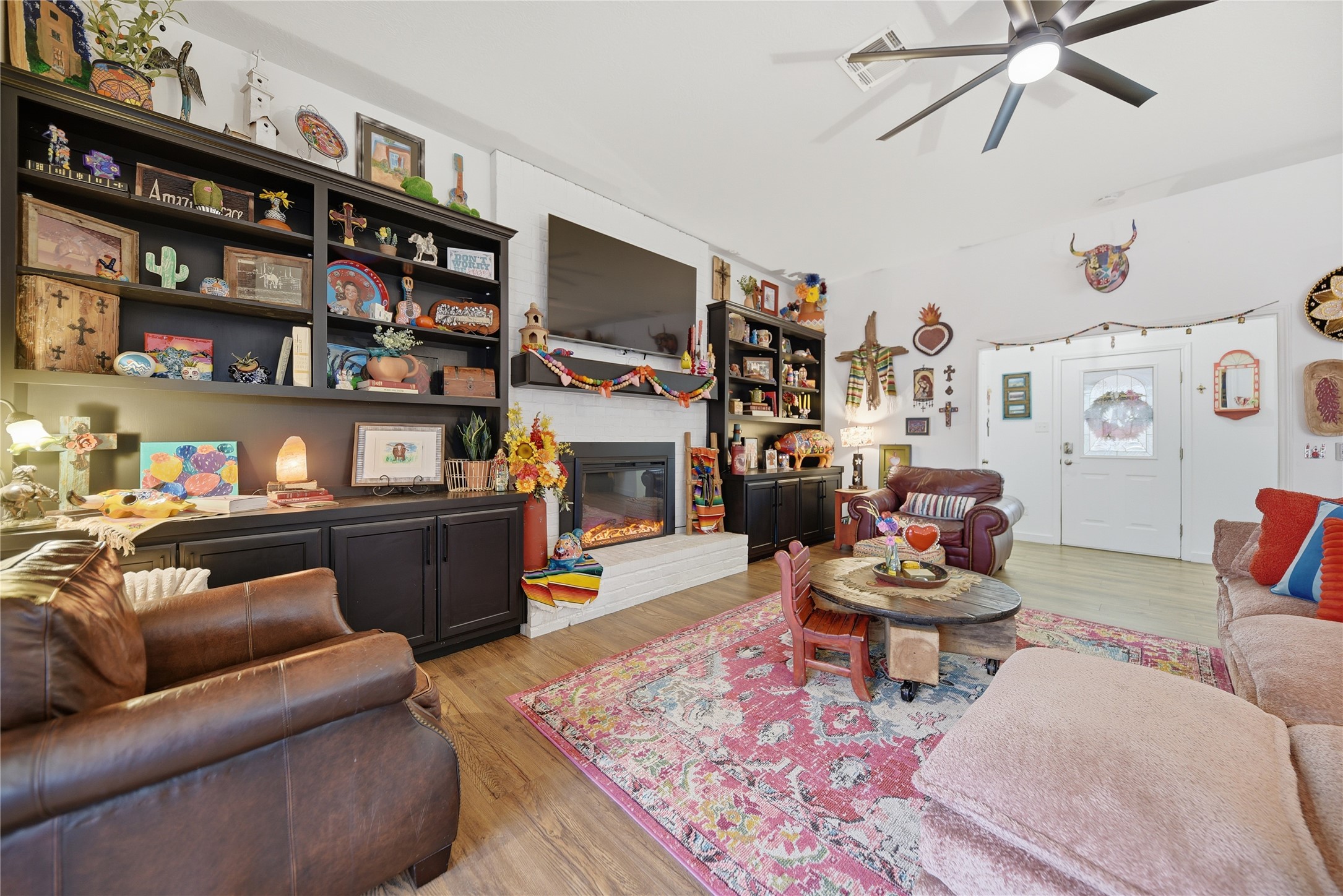 540 Hickory Creek Road Bellville, TX 77418 - Photo 7 of 49 Main House Living Area