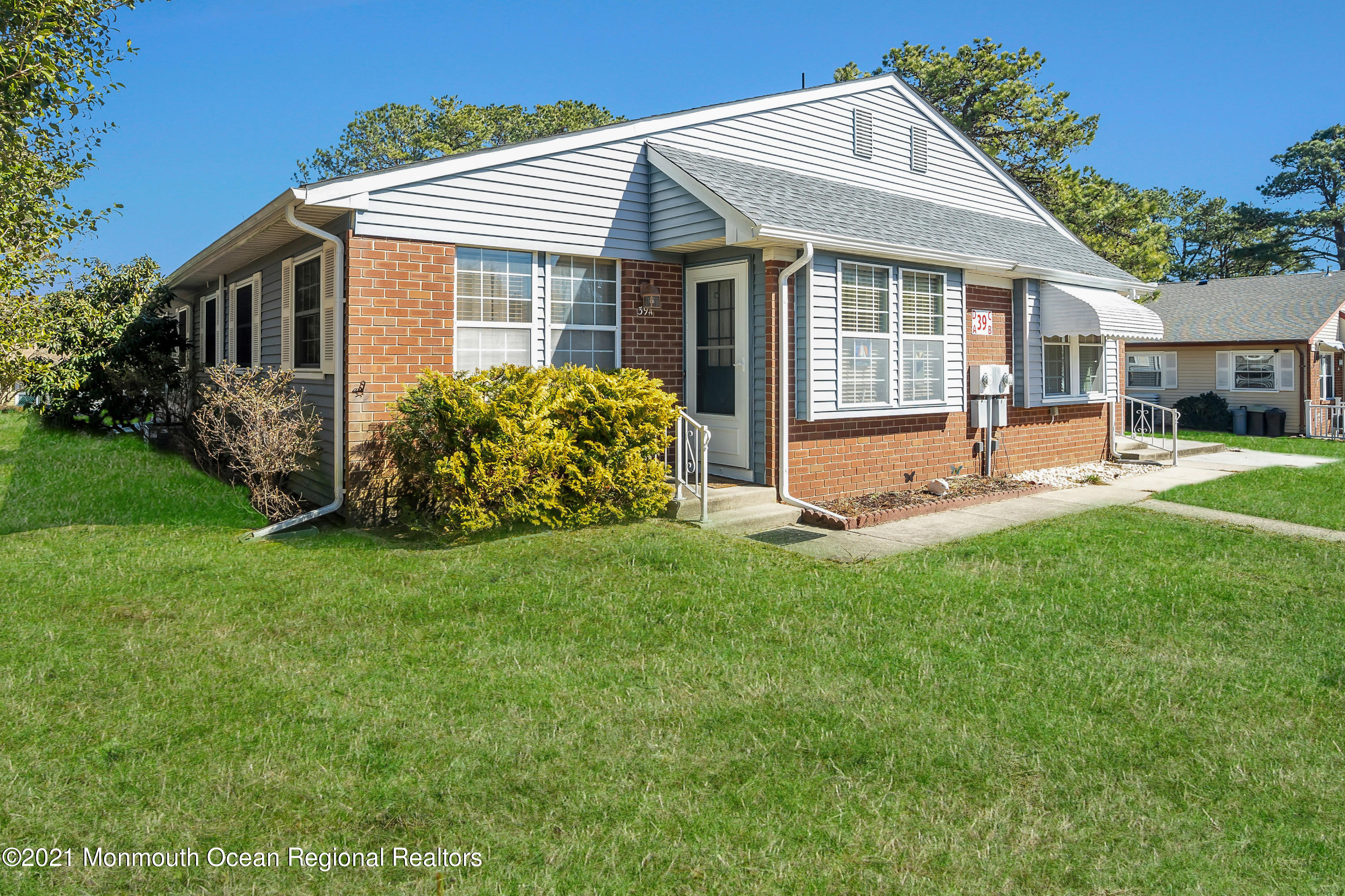 39 A Stonybrook Road Whiting, NJ 08759 - Photo 1 of 19 1 (1)