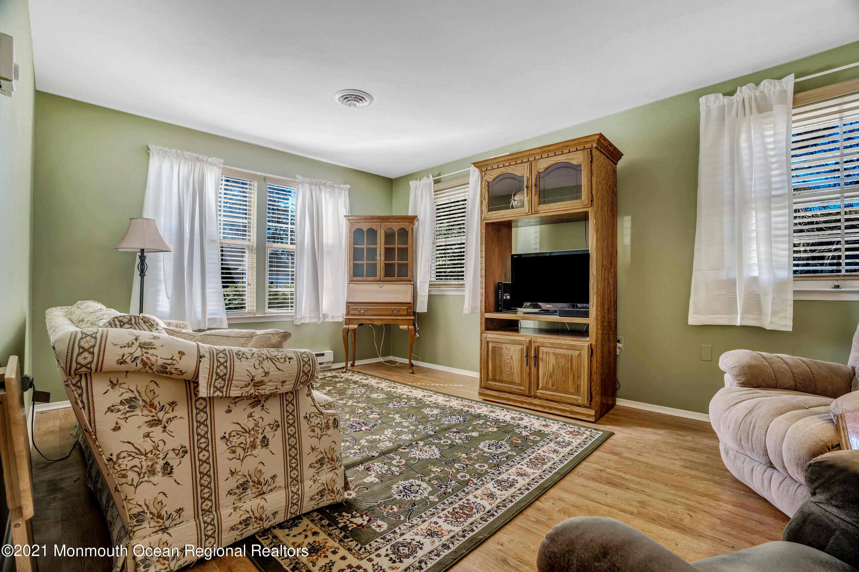 39 A Stonybrook Road Whiting, NJ 08759 - Photo 10 of 19 2 (13)