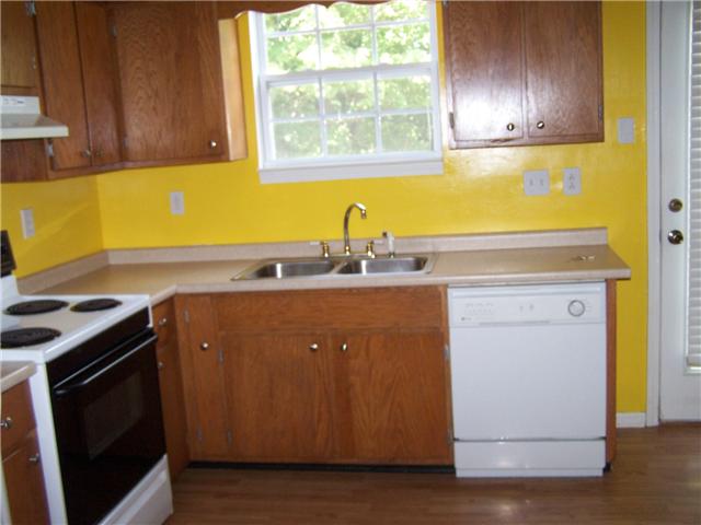 712 Ridgeview Court Antioch, TN 37013 - Photo 7 of 20 Gallery Image 7