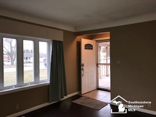6946 Summerfield Road Temperance, MI 48182 - Photo 18 of 45 31371031-17.JPG