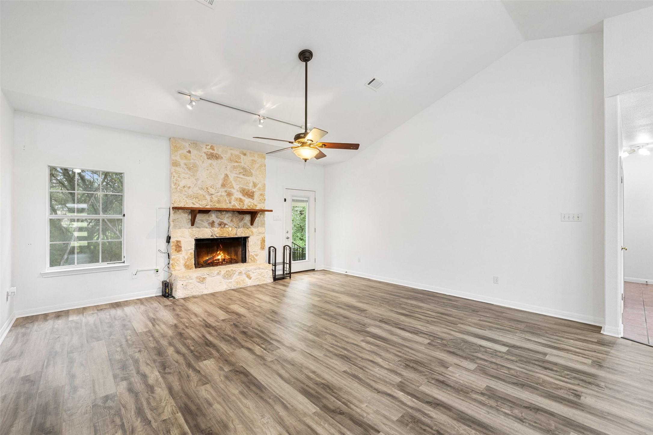 1301 South Quinlan Park Road Austin, TX 78732 - Photo 10 of 40
