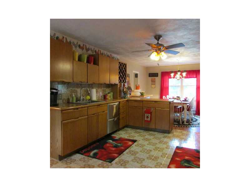 93 Swan Road Smithfield, RI 02917 - Photo 5 of 19 Kitchen.