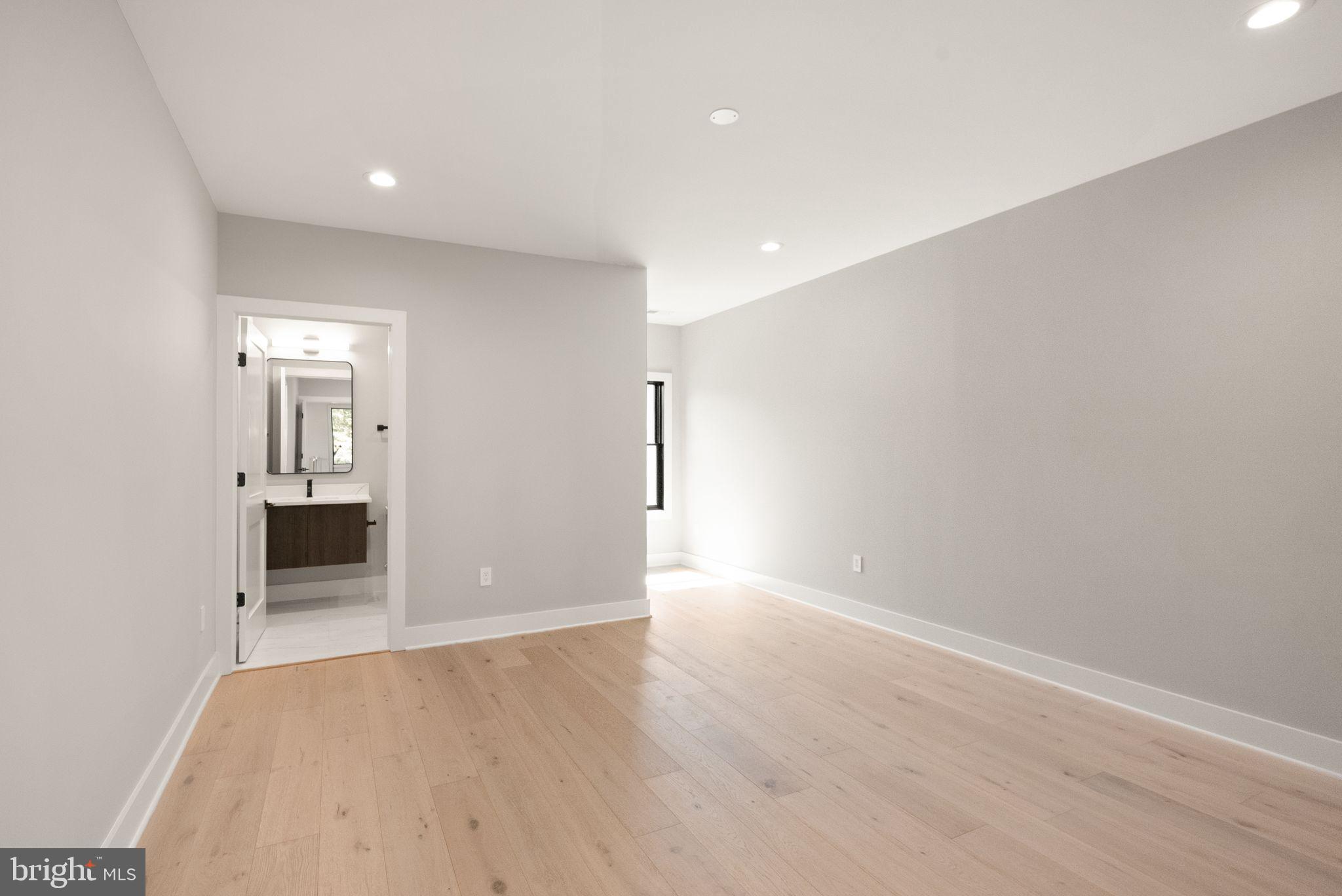 6329 Halsey Road McLean, VA 22101 - Photo 59 of 94 Bright and airy modern space.
