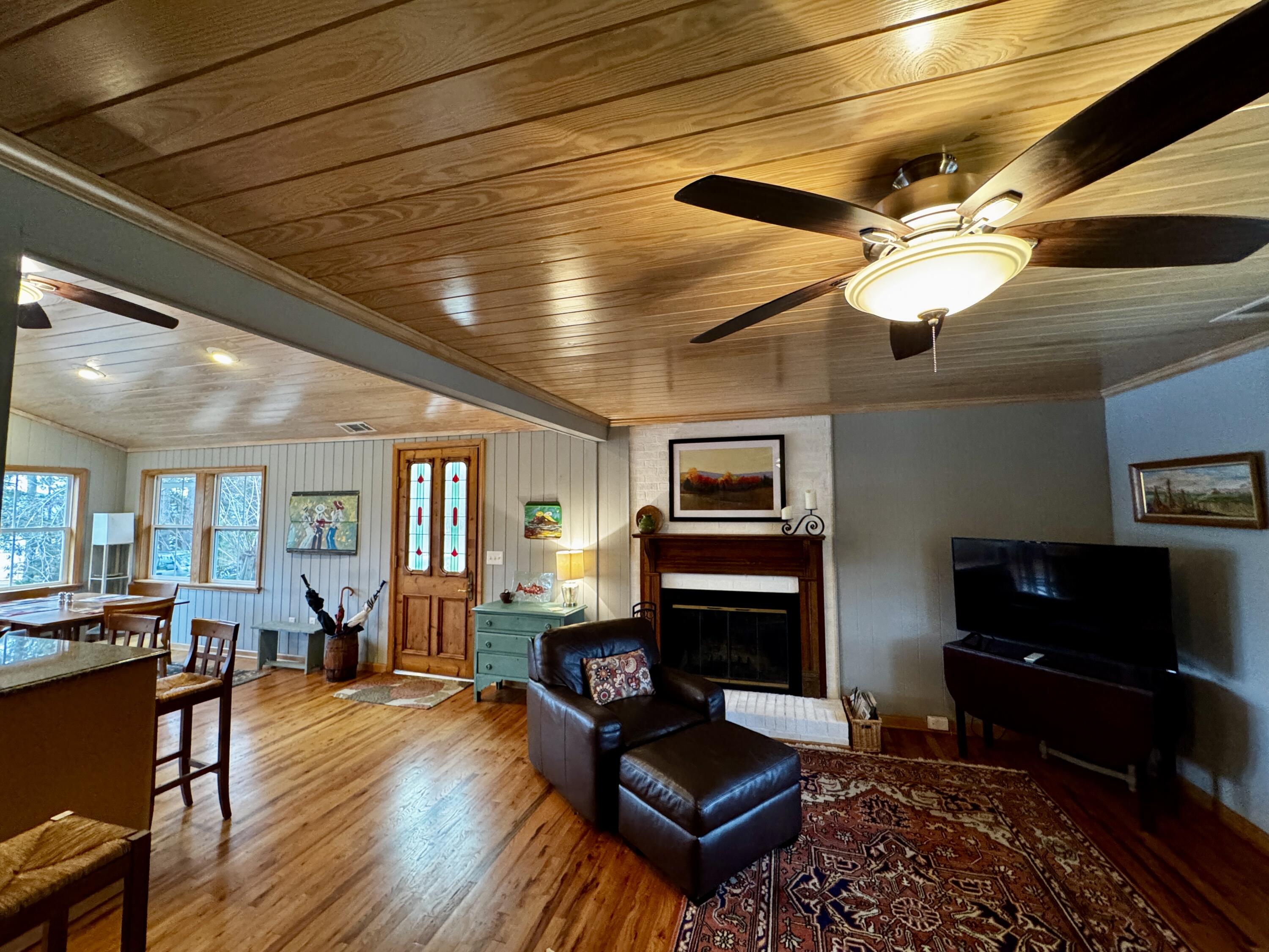 788 Holiday Road McCormick, SC 29835 - Photo 12 of 35 IMG_6085