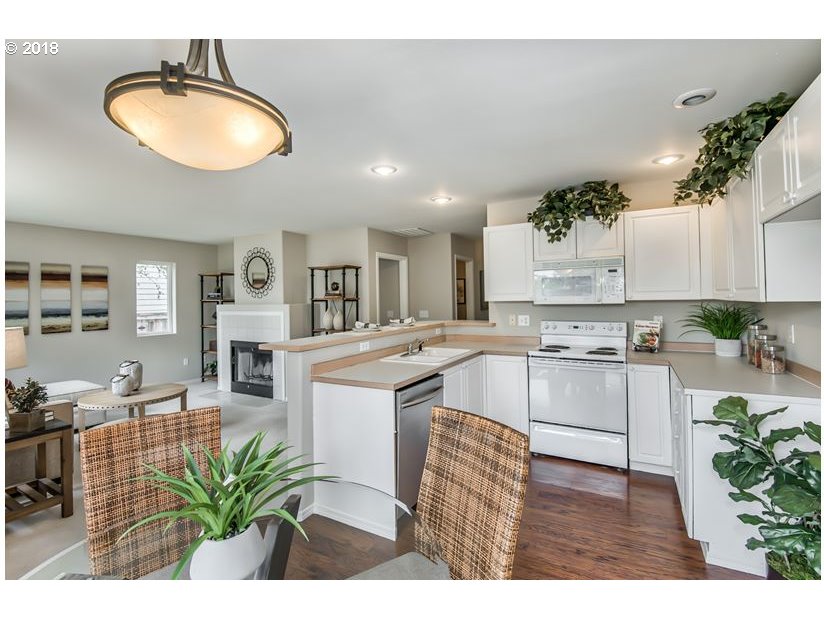 15700 Northwest Rondos Drive Portland, OR 97229 - Photo 6 of 14 Gallery Image 6