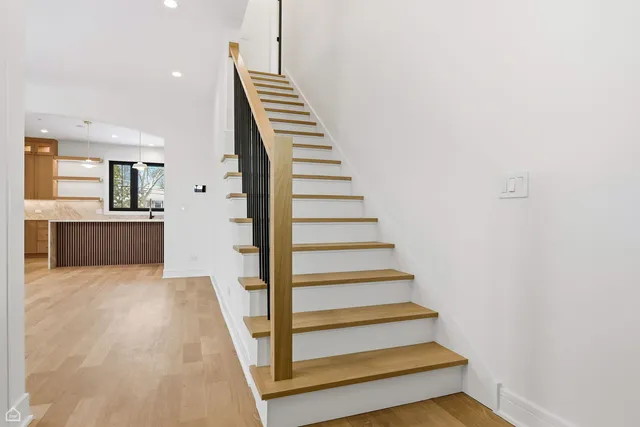 $1,650,000 | 1100 Lois Avenue, Park Ridge, IL 60068