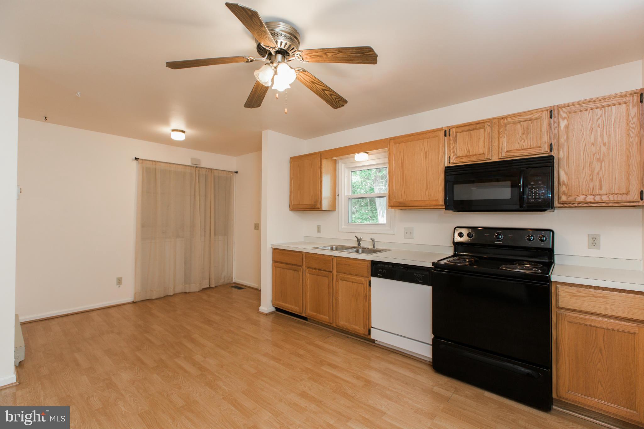 111 Dots Way Winchester, VA 22602 - Photo 4 of 29 Kitchen