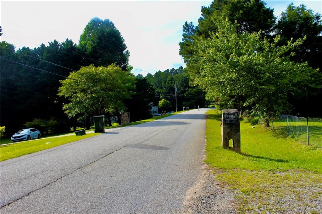 4905 Hudson Road Loganville, GA 30052 - Photo 13 of 32