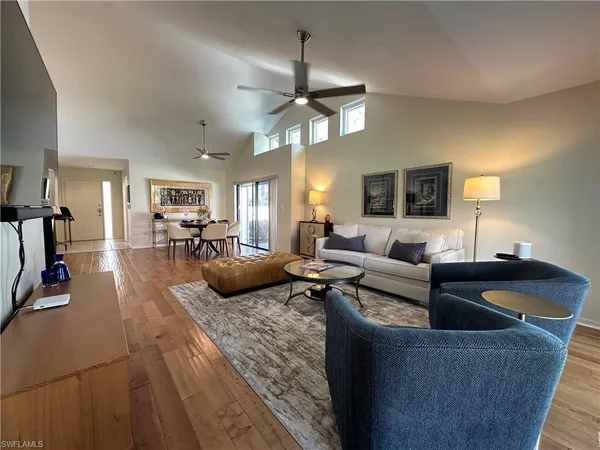 $7,500 | 829 Reef Point Circle, Unit 46, Naples, FL 34108