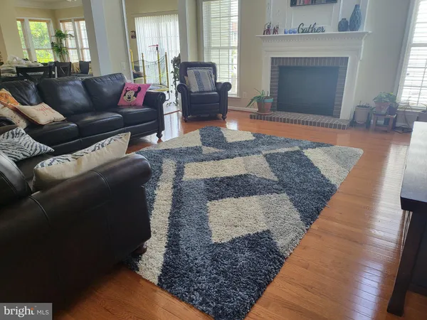 $5,200 | 25794 Rawley Drive, Chantilly, VA 20152